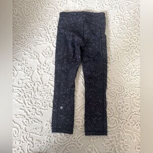 Lululemon size 2 women’s legging with pockets